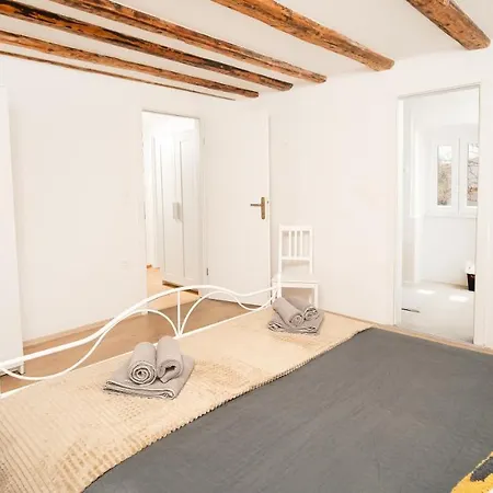 Casa Emiliana *